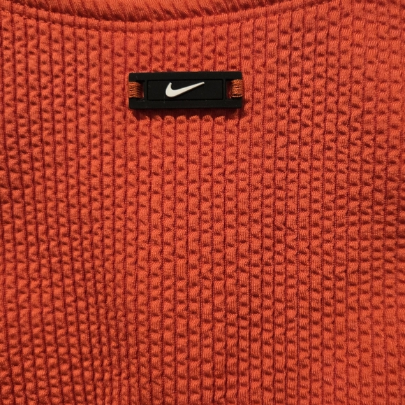 Nike Scarlet Textured Activewear Top - Picture 5 of 8